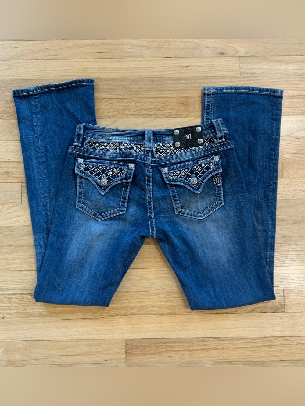 Miss Me Signature Boot Cut Jeans Embellished Back Pockets Y2K Low Rise Size 31